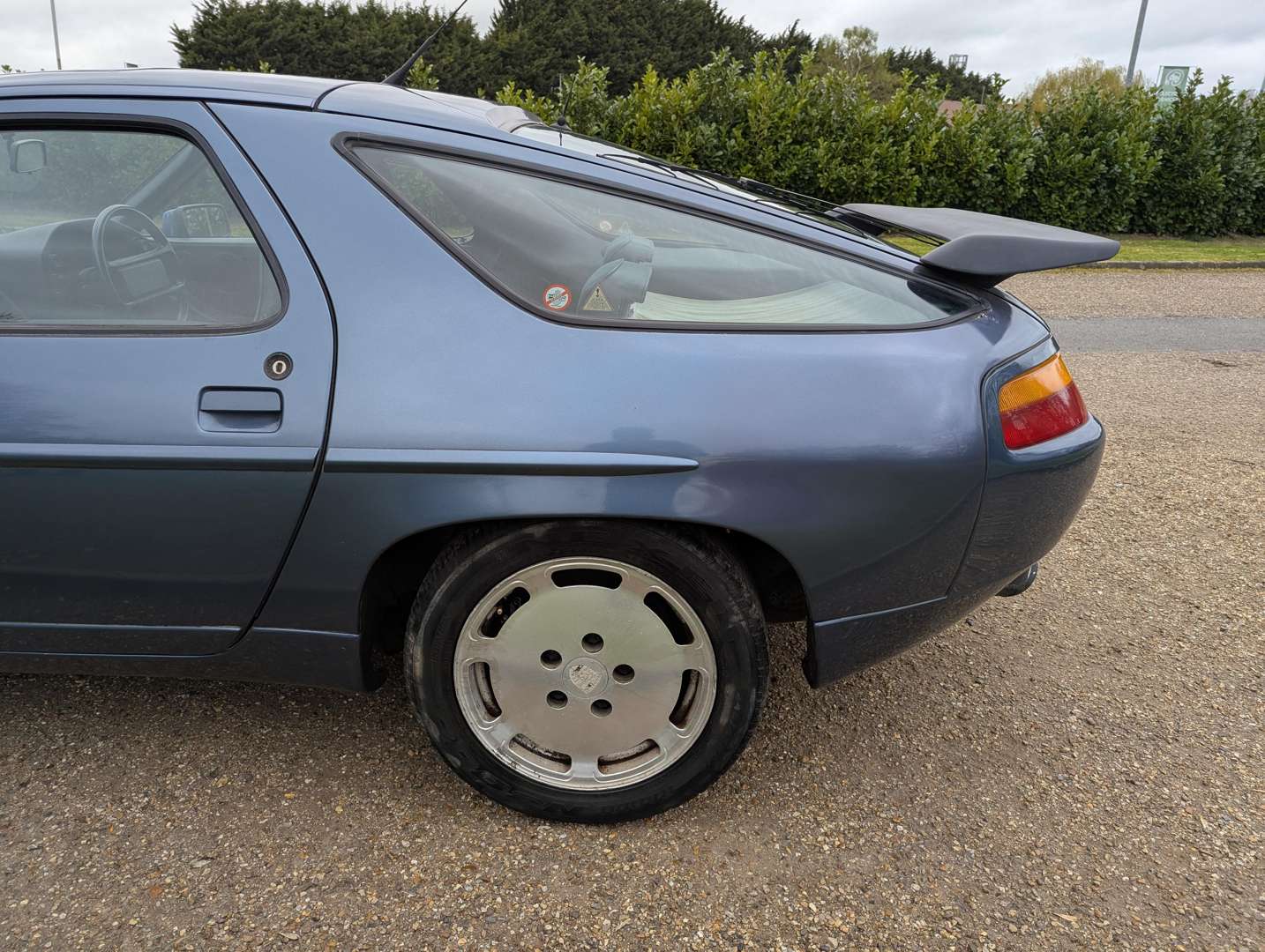 <p>1989 PORSCHE 928 S4 AUTO</p>