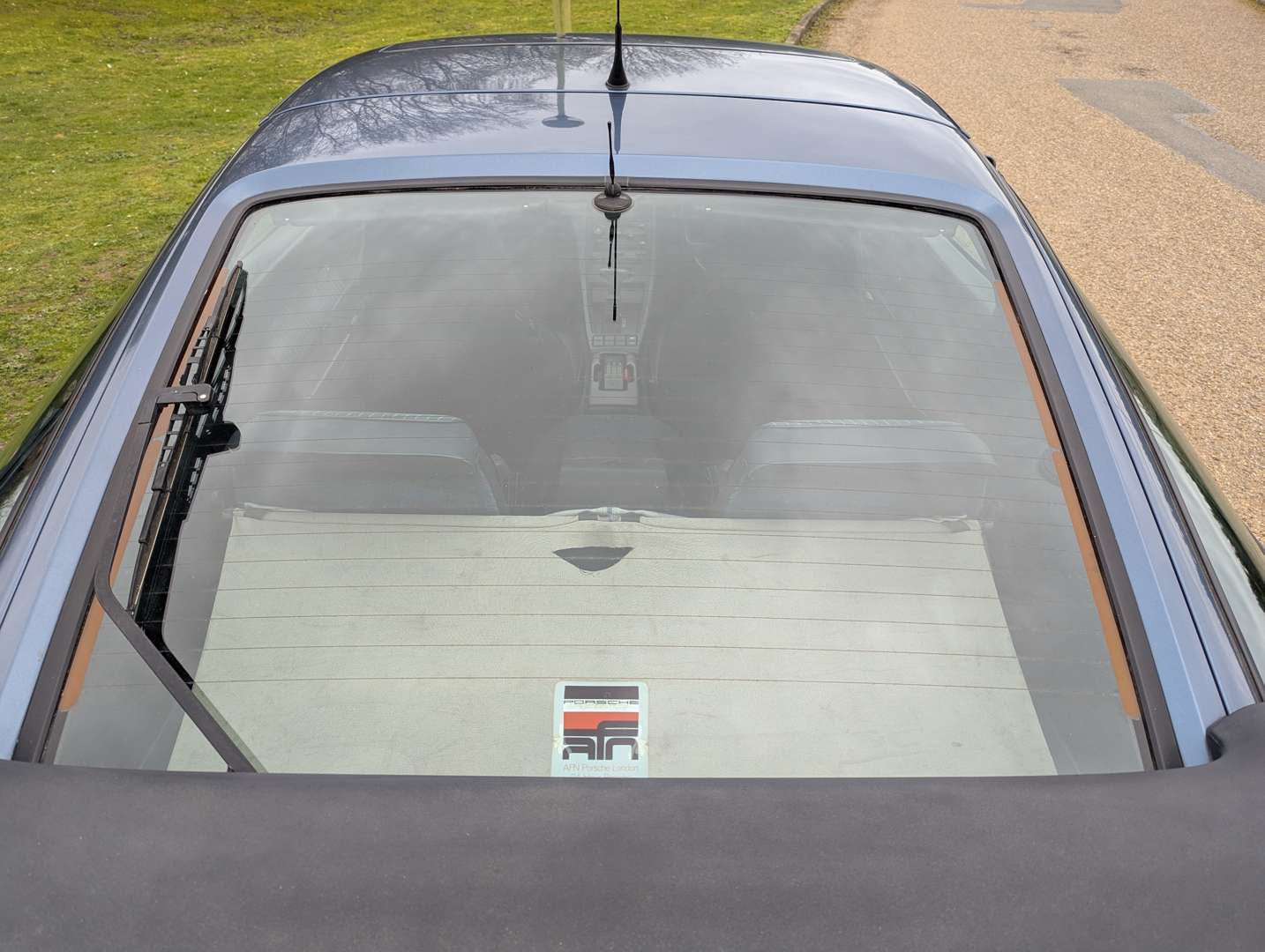 <p>1989 PORSCHE 928 S4 AUTO</p>