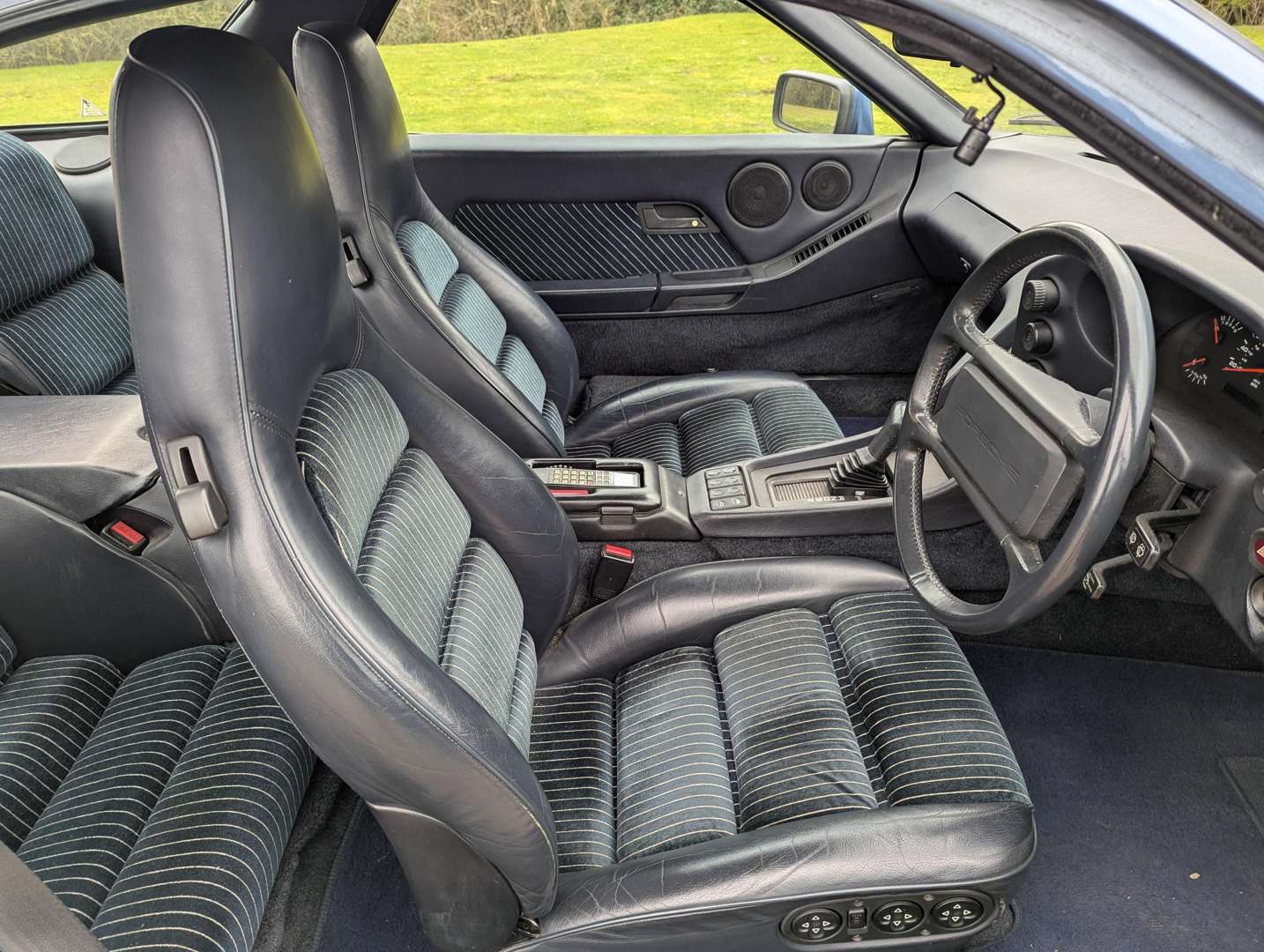 <p>1989 PORSCHE 928 S4 AUTO</p>