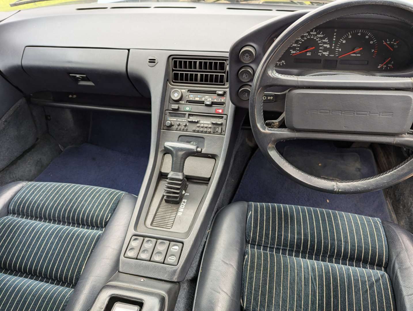 <p>1989 PORSCHE 928 S4 AUTO</p>