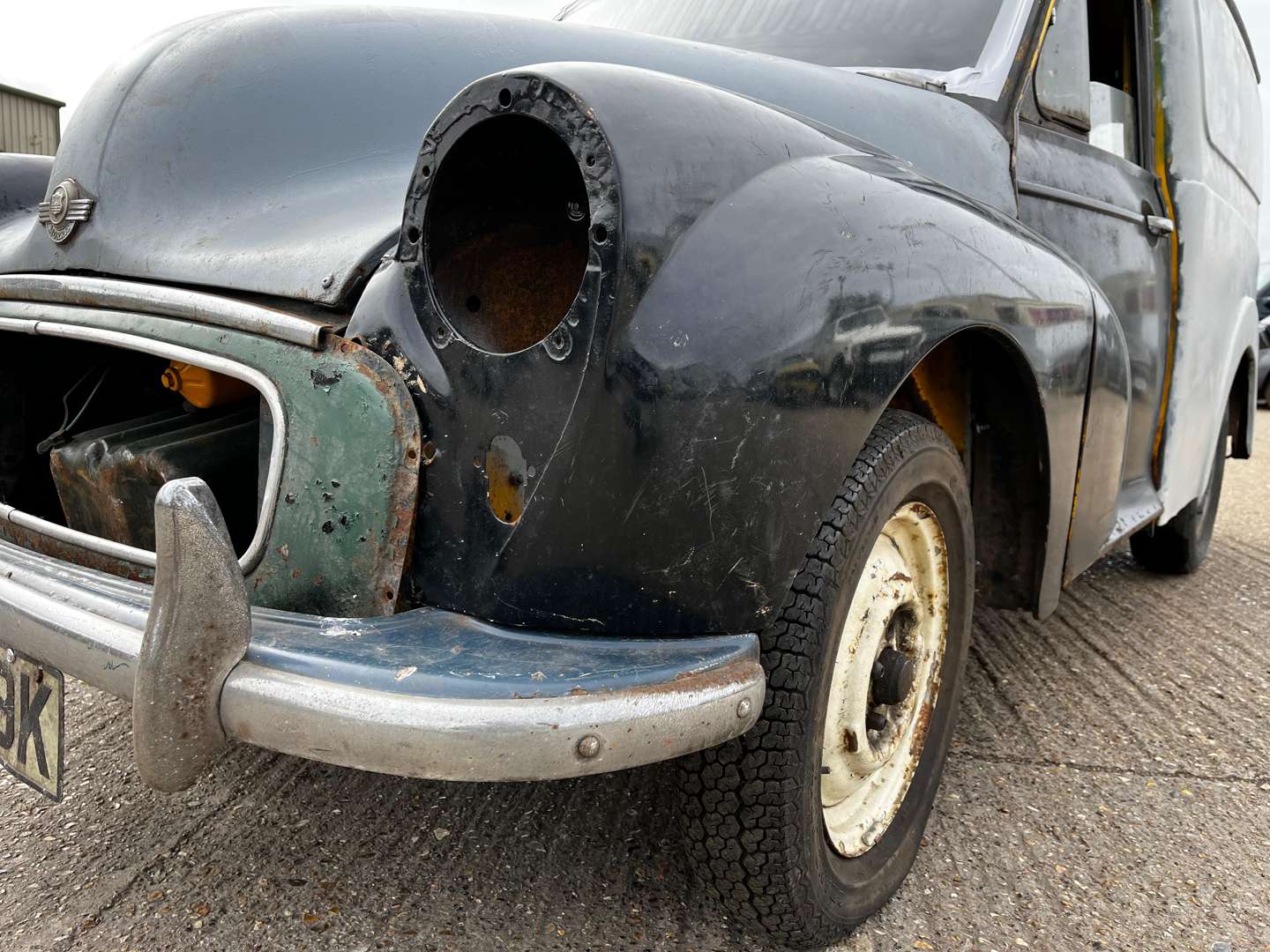 <p>1972 MORRIS 6 CWT VAN</p>