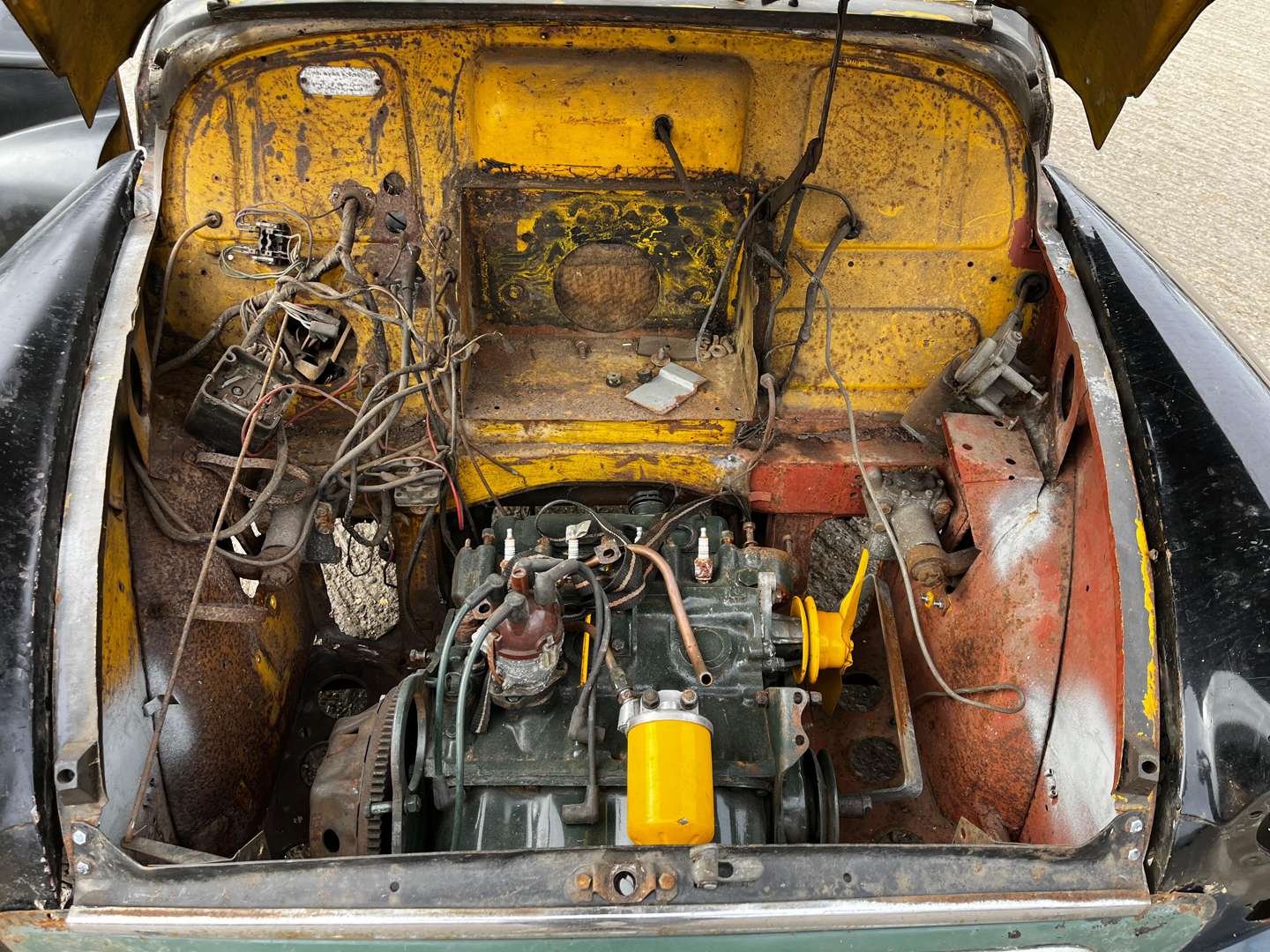 <p>1972 MORRIS 6 CWT VAN</p>
