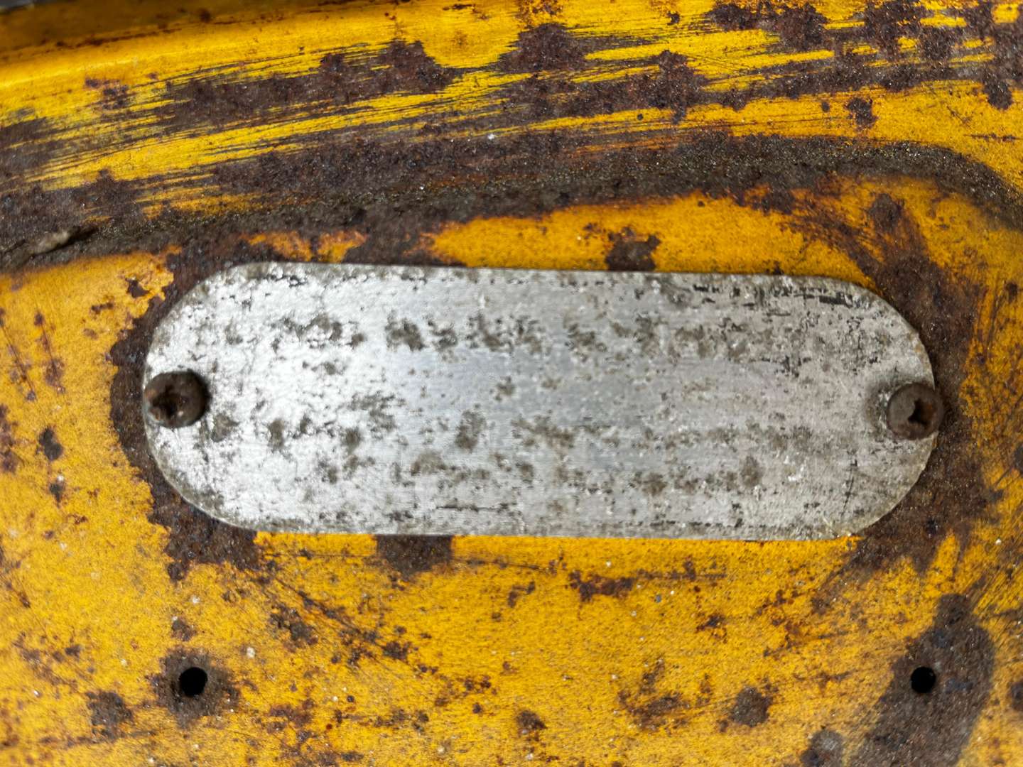 <p>1972 MORRIS 6 CWT VAN</p>