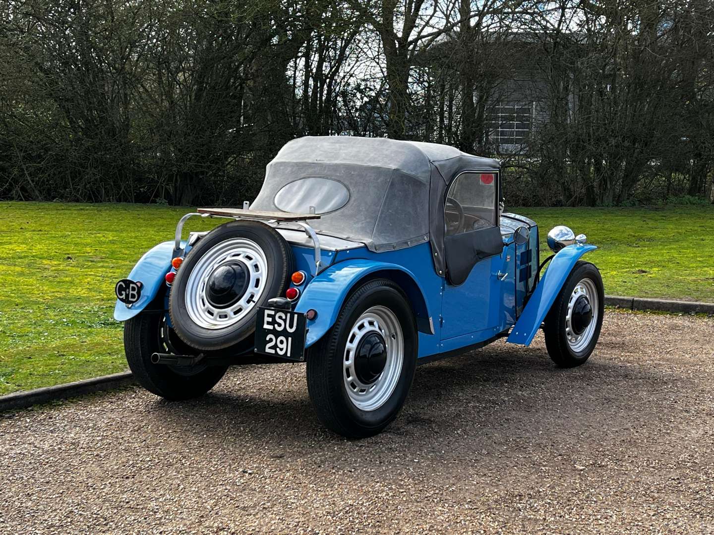 <p>1955 FORD POPULAR SPECIAL</p>