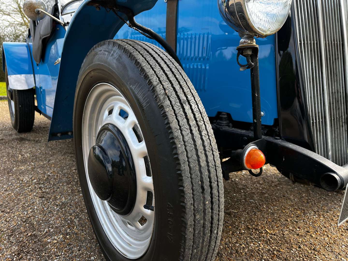 <p>1955 FORD POPULAR SPECIAL</p>