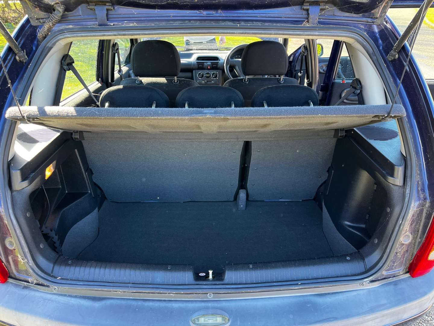 <p>2000 VAUXHALL CORSA 16V</p>