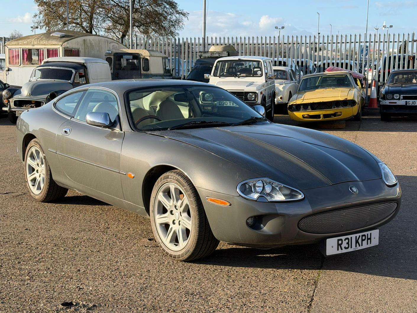 <p>1998 JAGUAR XK8 COUPE AUTO</p>