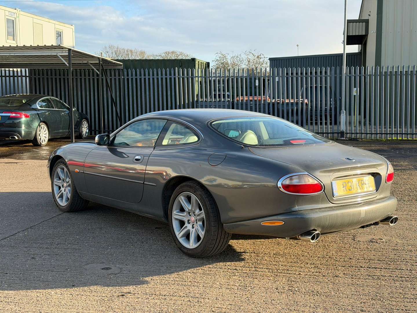 <p>1998 JAGUAR XK8 COUPE AUTO</p>