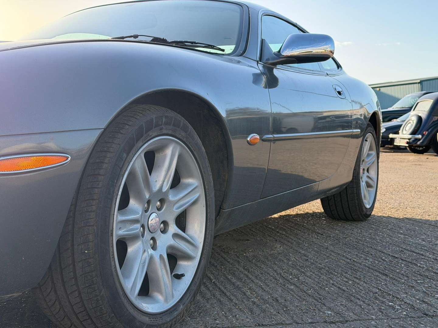 <p>1998 JAGUAR XK8 COUPE AUTO</p>