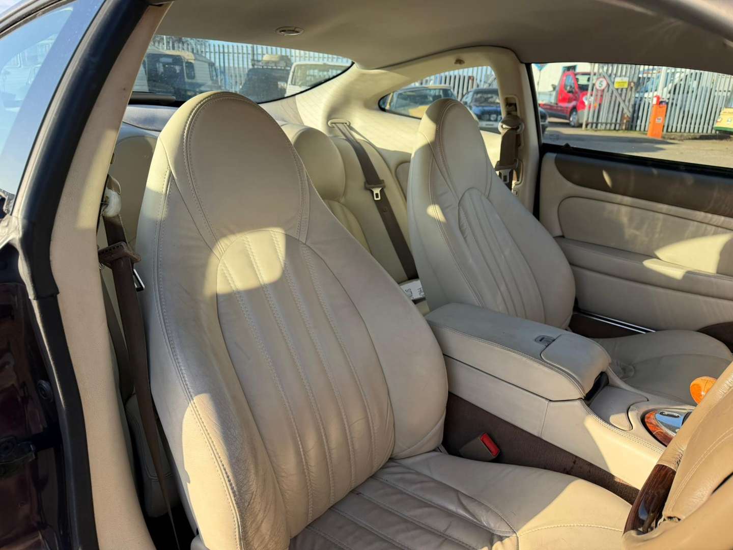 <p>1998 JAGUAR XK8 COUPE AUTO</p>