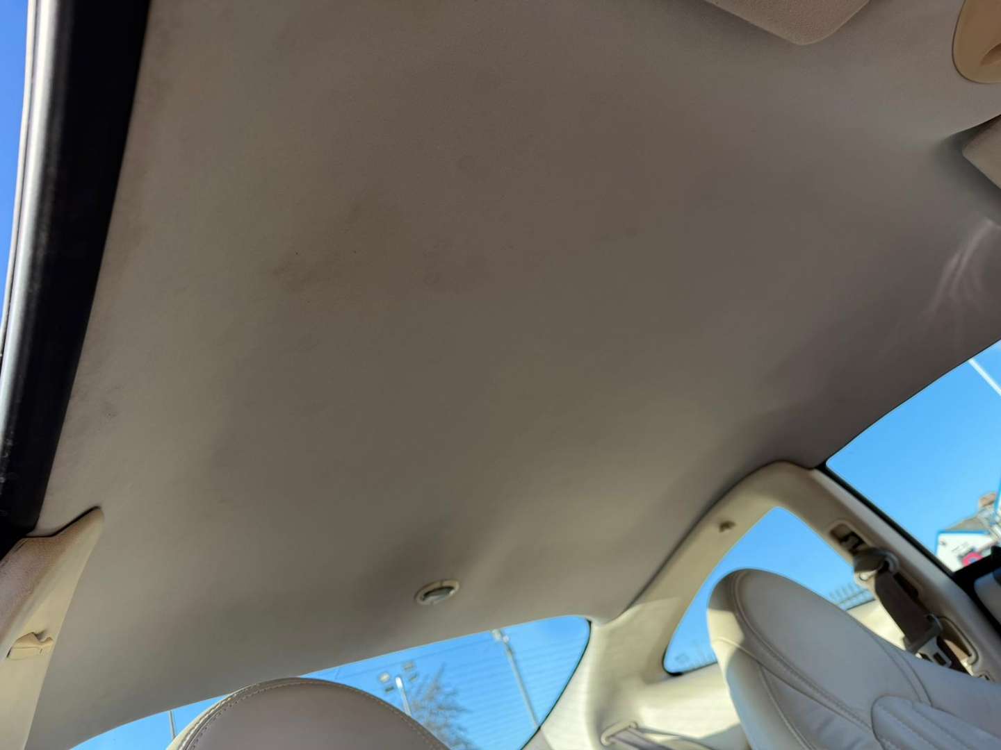 <p>1998 JAGUAR XK8 COUPE AUTO</p>