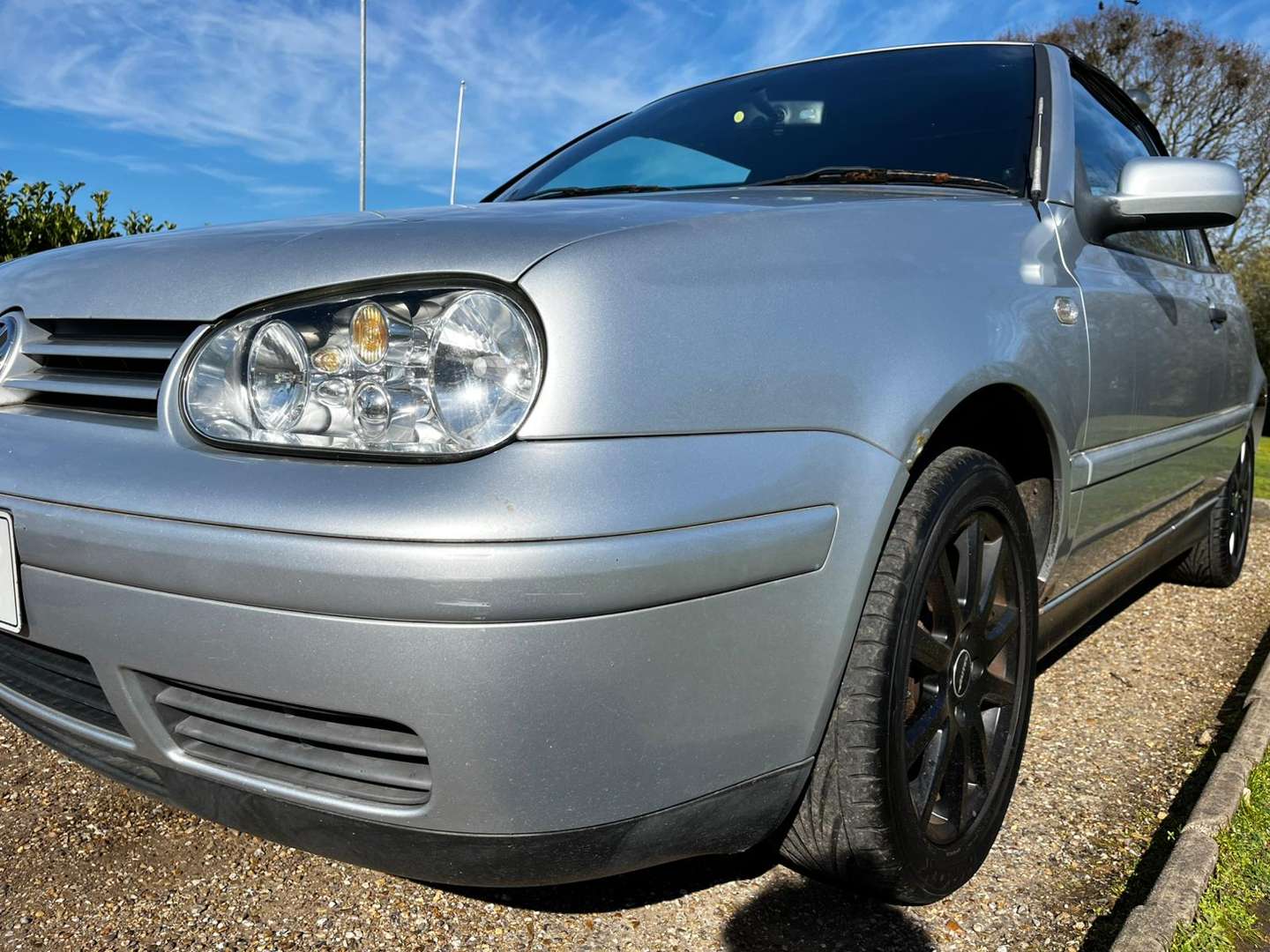 <p>2001 VW GOLF CABRIOLET</p>