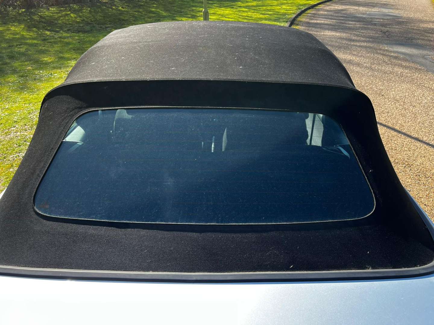 <p>2001 VW GOLF CABRIOLET</p>