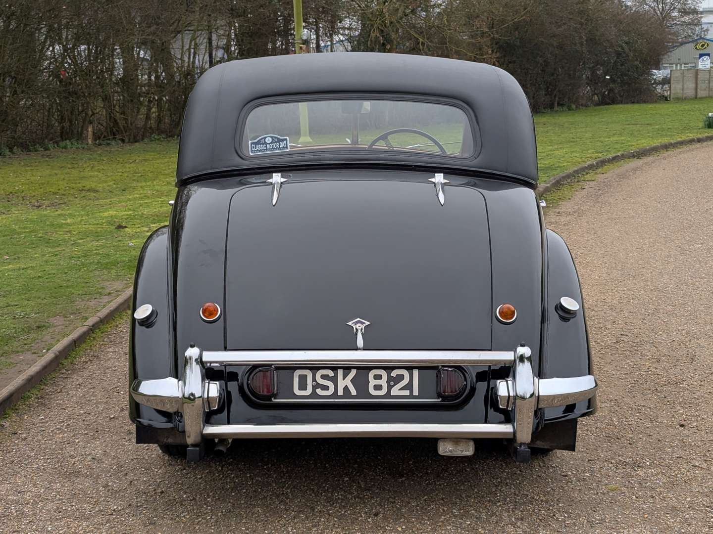 <p>1952 RILEY RME 1.5 SALOON</p>