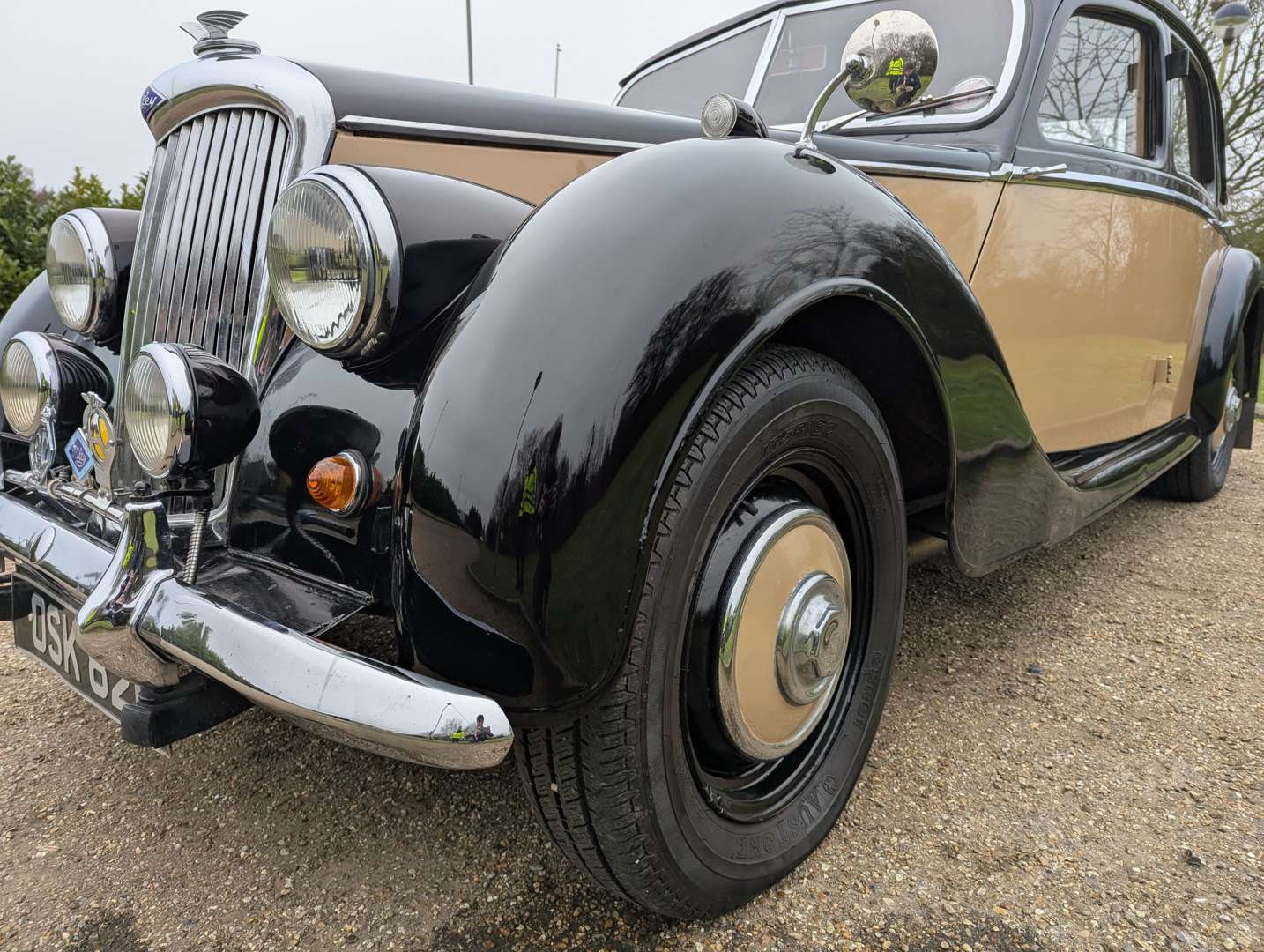 <p>1952 RILEY RME 1.5 SALOON</p>