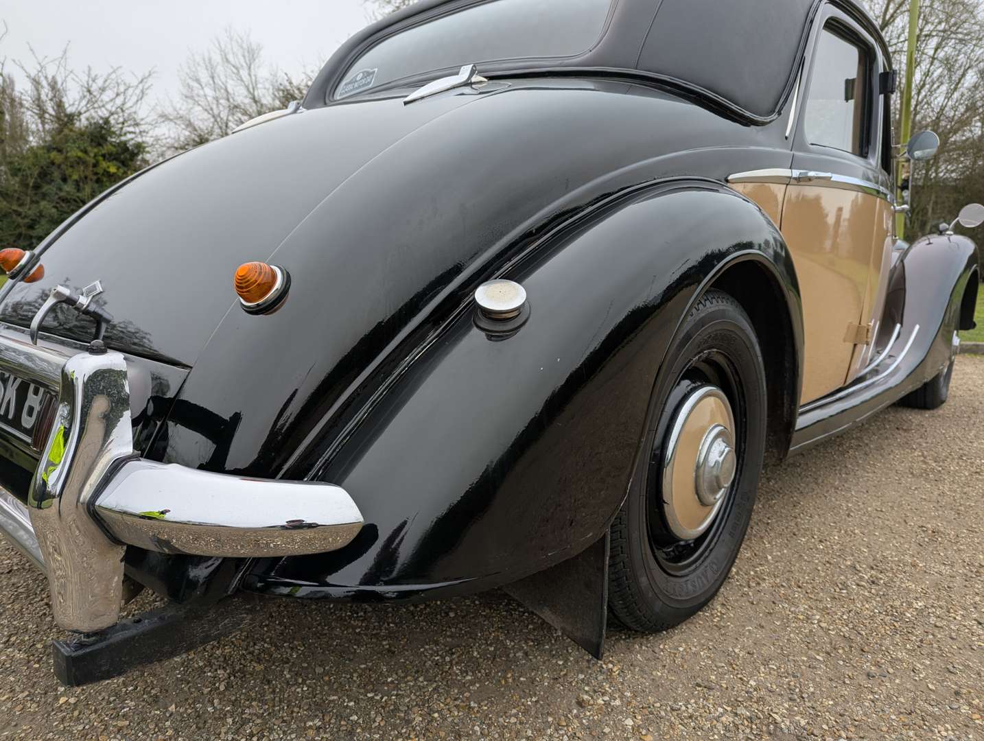 <p>1952 RILEY RME 1.5 SALOON</p>