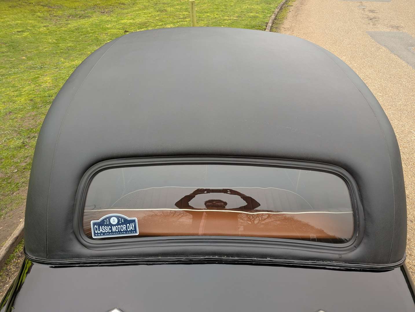 <p>1952 RILEY RME 1.5 SALOON</p>