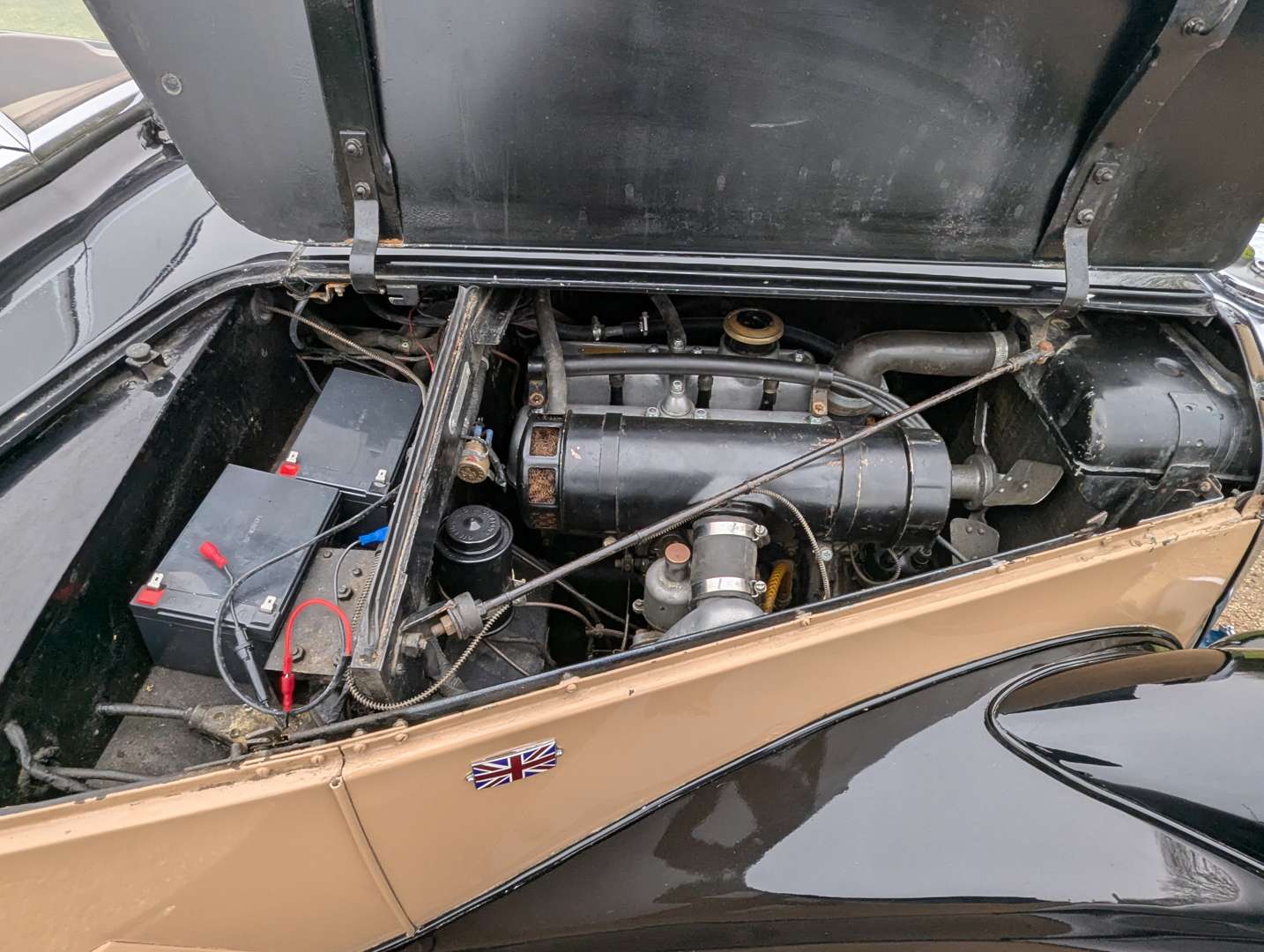 <p>1952 RILEY RME 1.5 SALOON</p>