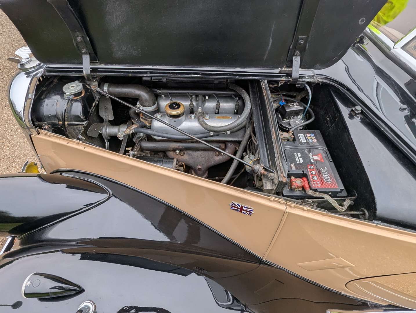 <p>1952 RILEY RME 1.5 SALOON</p>