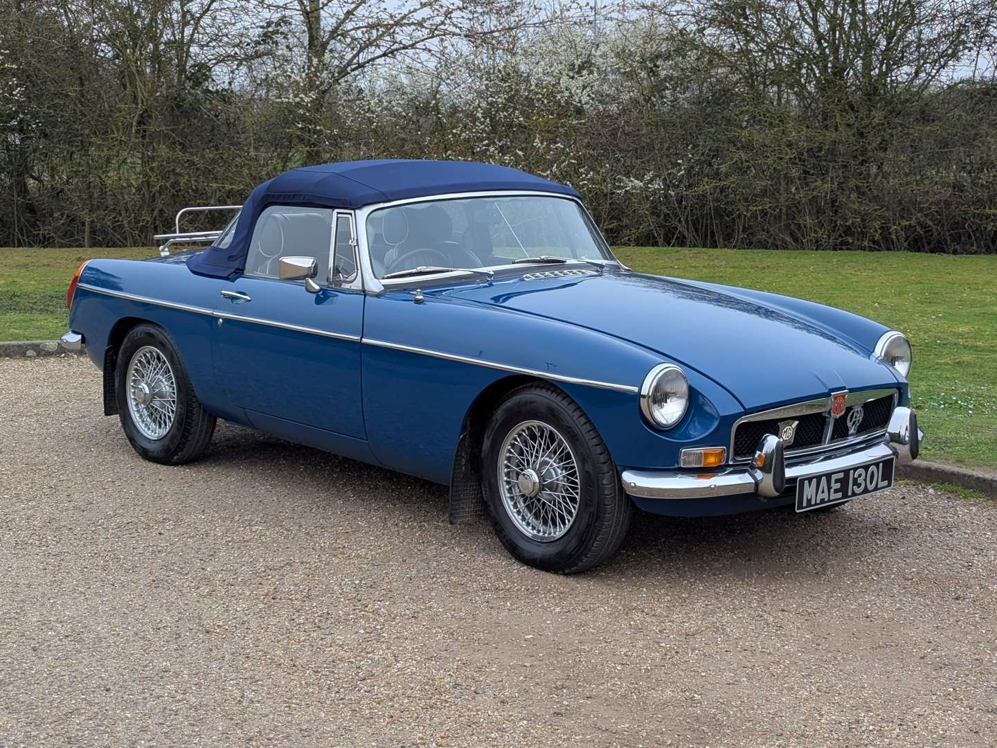 <p>1972 MG B ROADSTER</p>