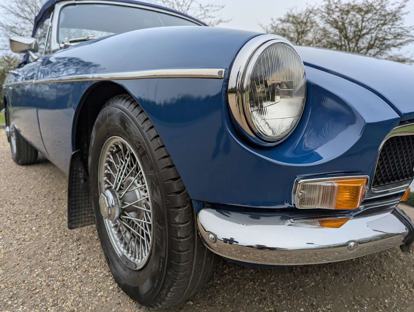 <p>1972 MG B ROADSTER</p>