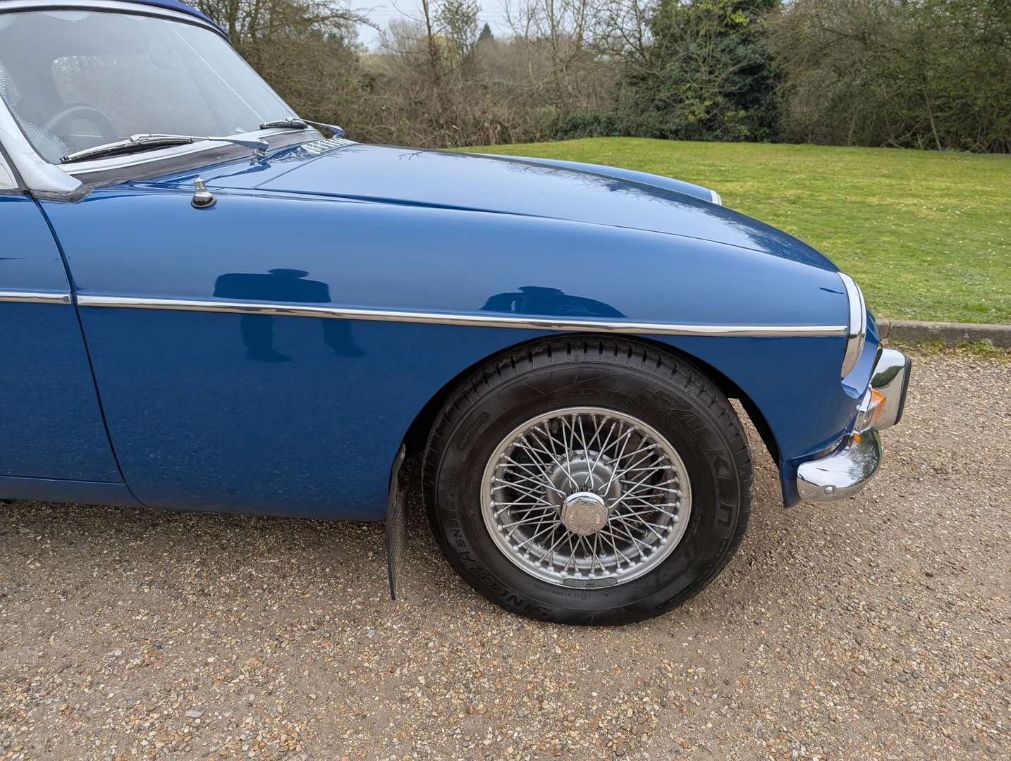 <p>1972 MG B ROADSTER</p>