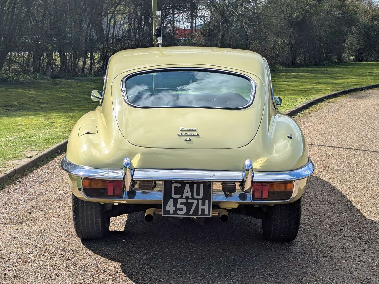 <p>1970 JAGUAR E-TYPE &nbsp;4.2 FHC SIII&nbsp;</p>