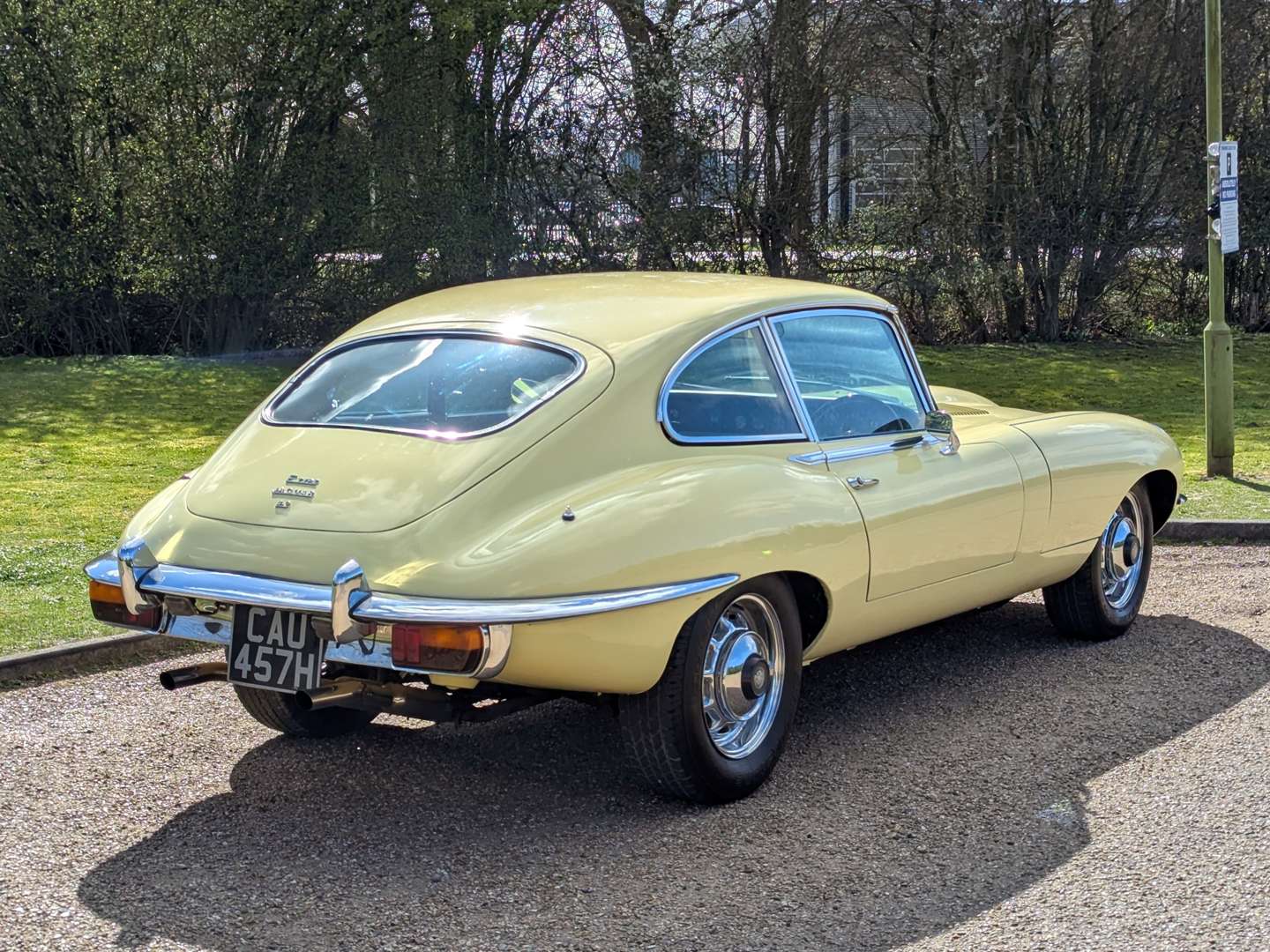 <p>1970 JAGUAR E-TYPE &nbsp;4.2 FHC SIII&nbsp;</p>