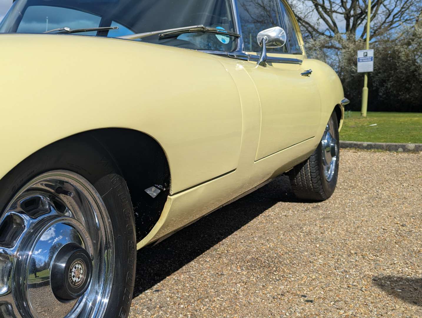 <p>1970 JAGUAR E-TYPE &nbsp;4.2 FHC SIII&nbsp;</p>