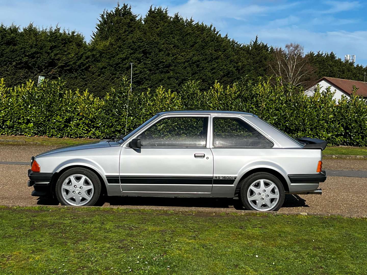 <p>1982 FORD ESCORT RS 1600I</p>