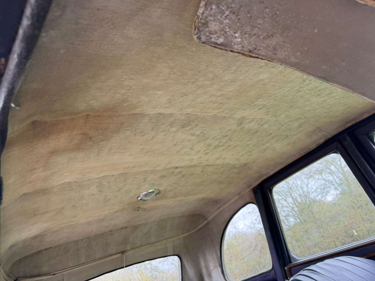 <p>1936 MORRIS 10</p>