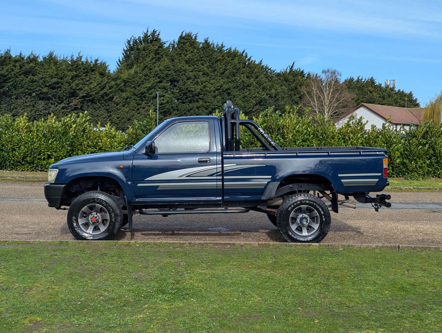 <p>1992 TOYOTA HI-LUX 4X4 DIESEL</p>