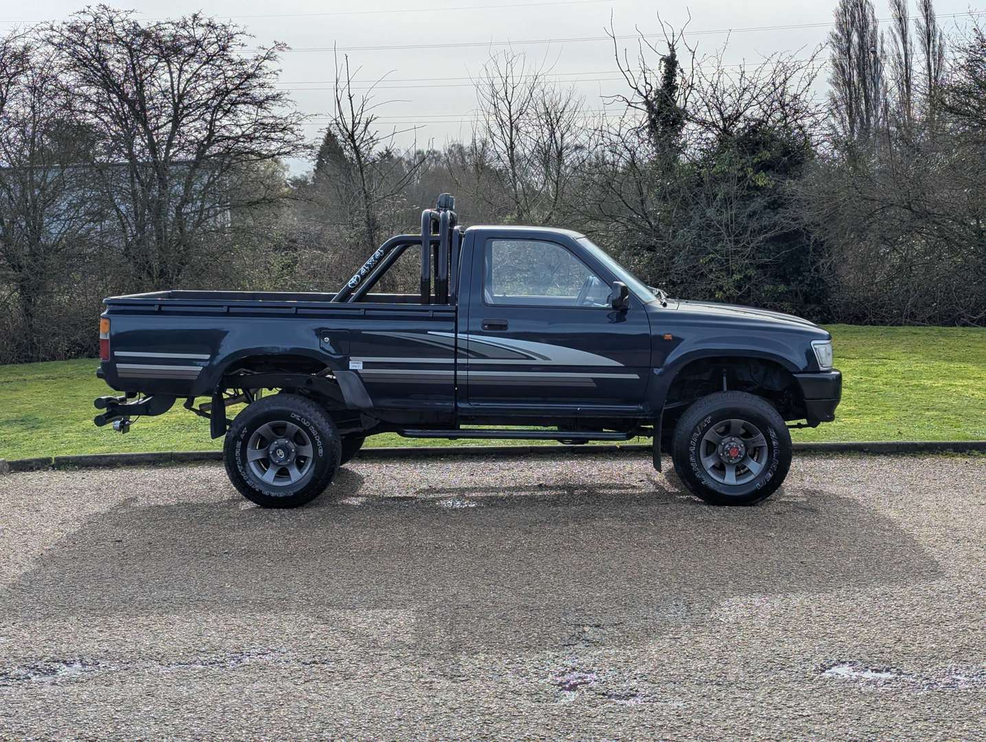 <p>1992 TOYOTA HI-LUX 4X4 DIESEL</p>