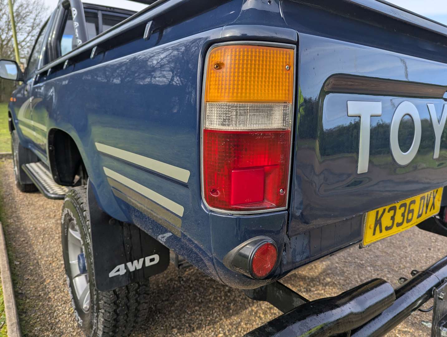 <p>1992 TOYOTA HI-LUX 4X4 DIESEL</p>