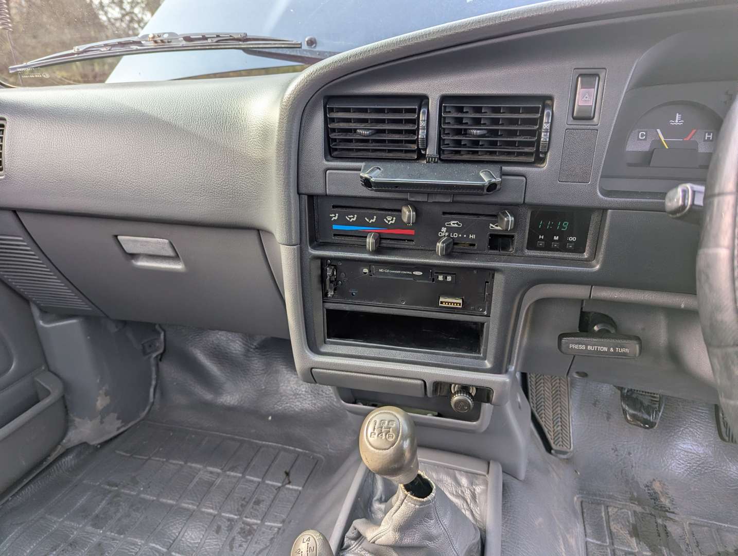 <p>1992 TOYOTA HI-LUX 4X4 DIESEL</p>