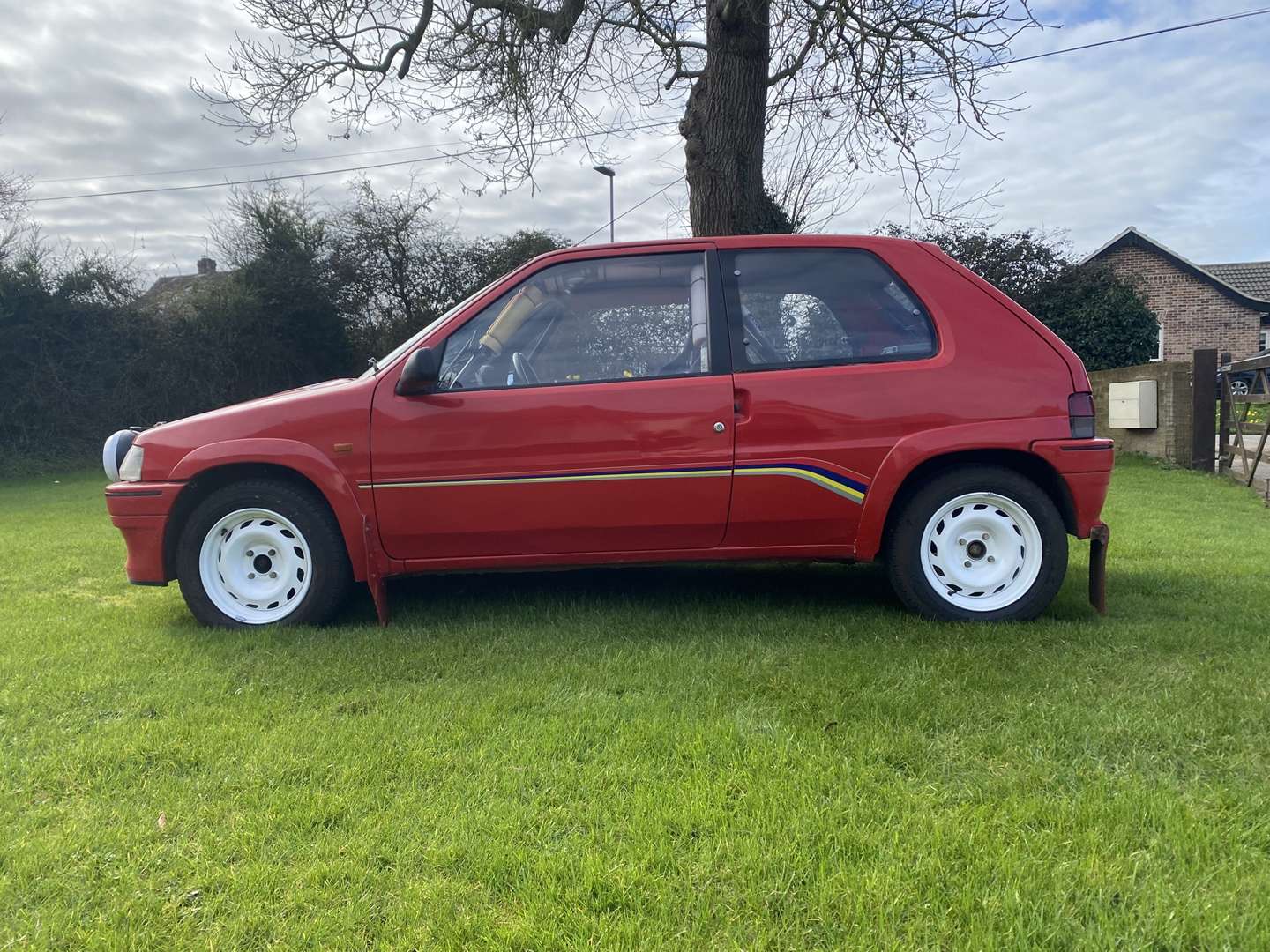 <p>1994 PEUGEOT 106 RALLYE</p>