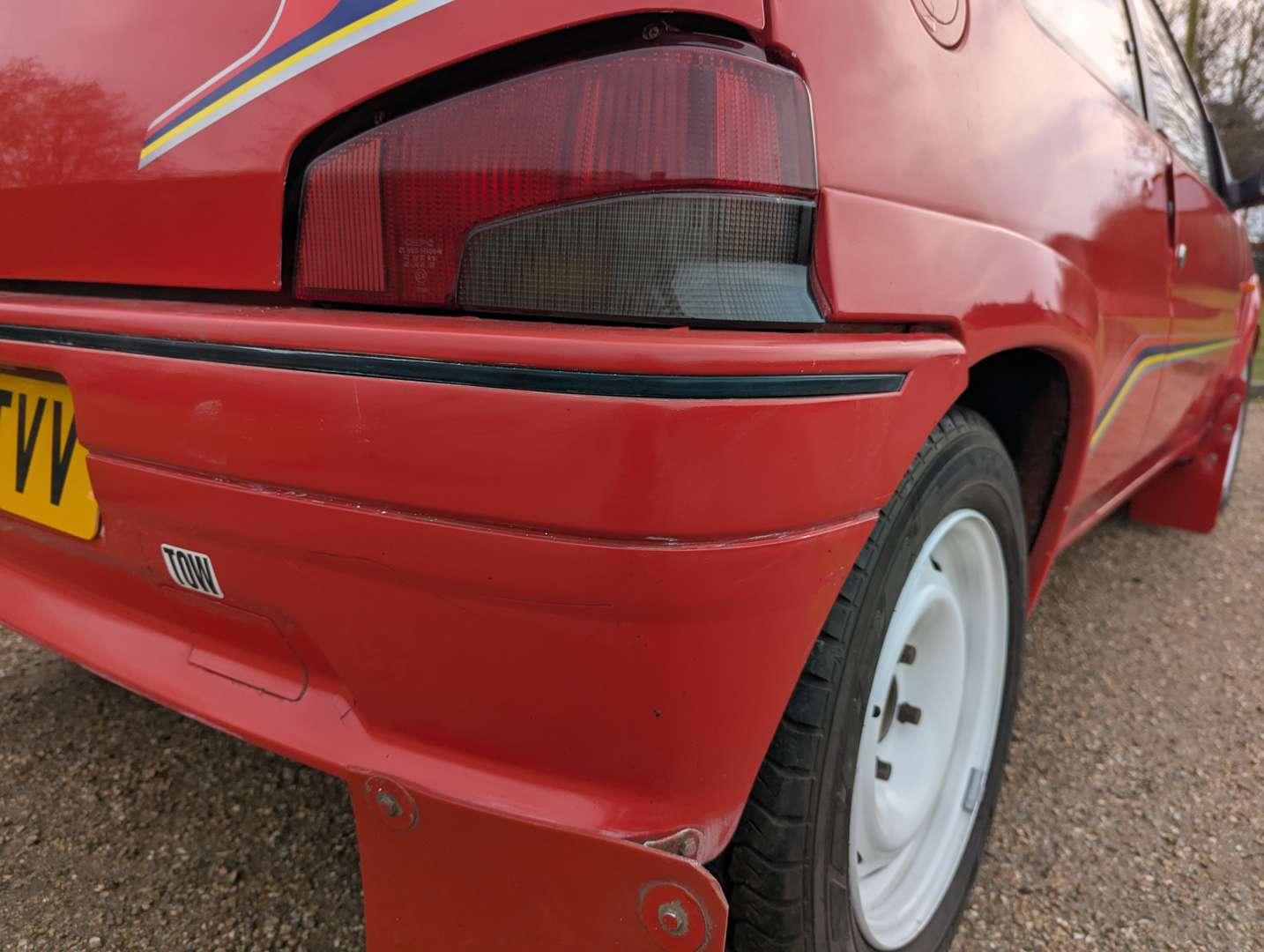 <p>1994 PEUGEOT 106 RALLYE</p>