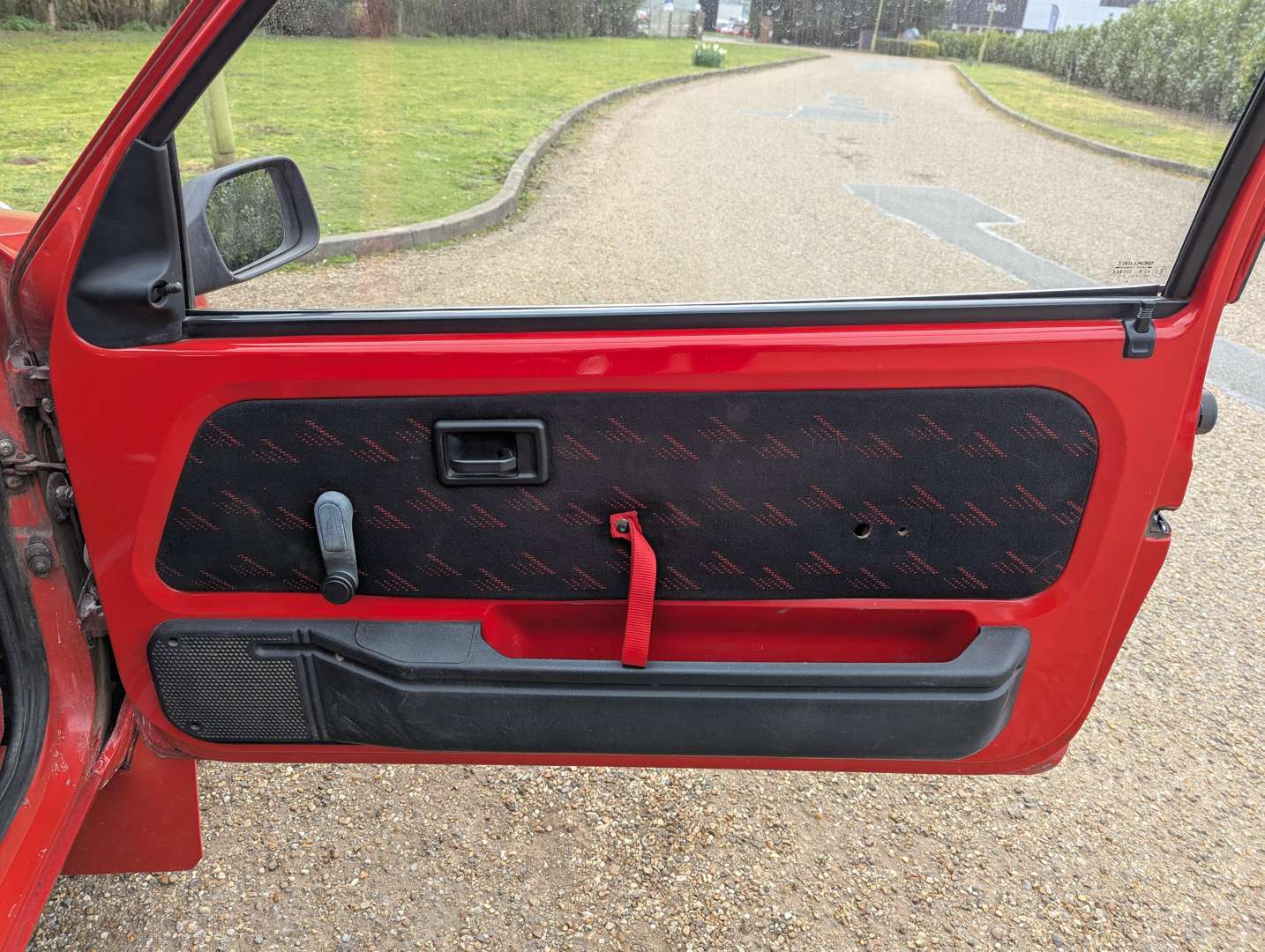 <p>1994 PEUGEOT 106 RALLYE</p>