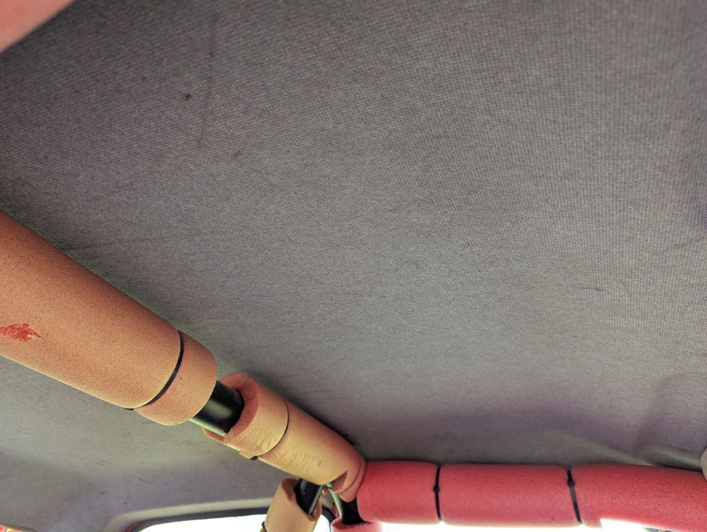 <p>1994 PEUGEOT 106 RALLYE</p>