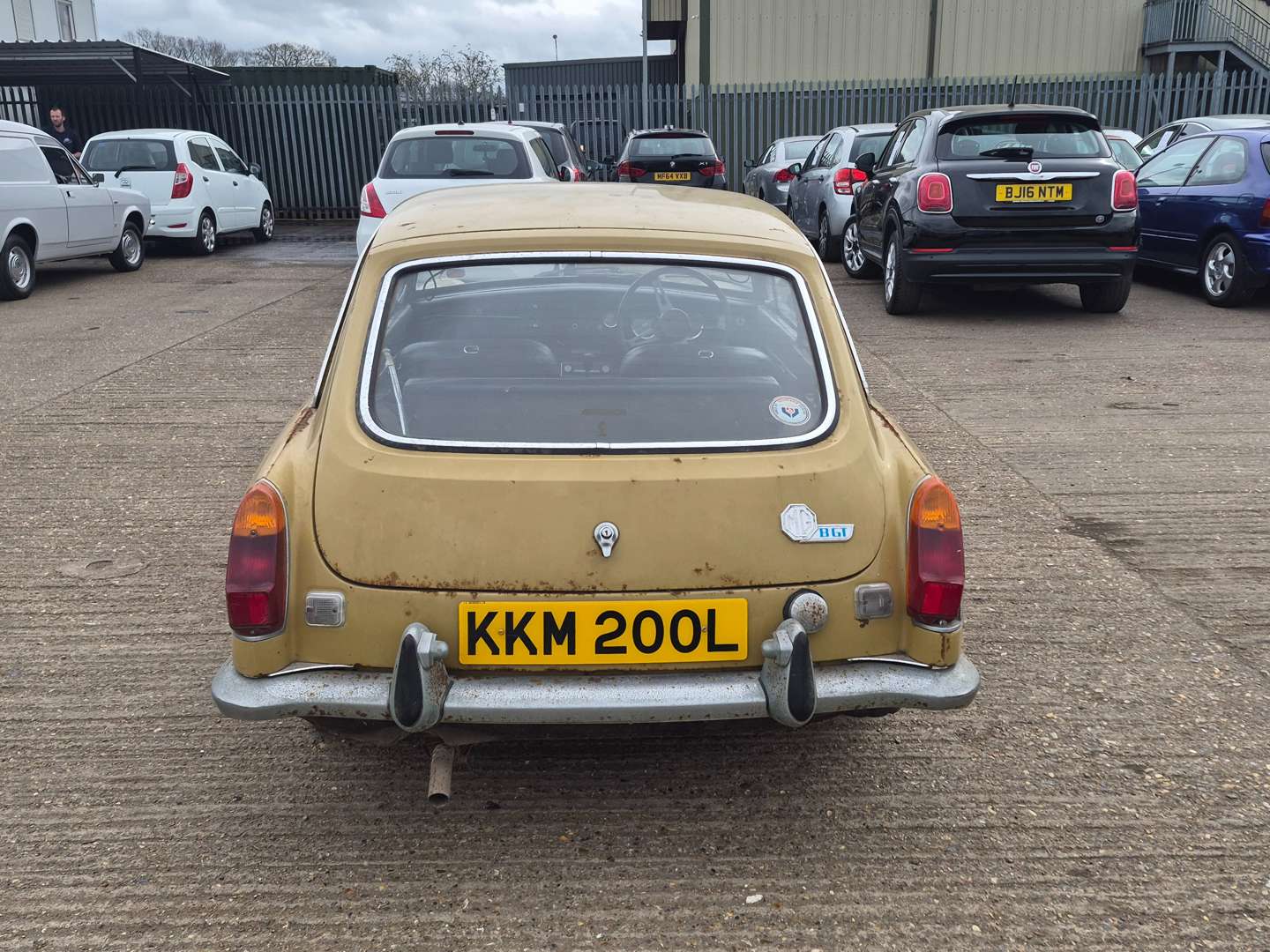 <p>1973 MG B GT - ONE REGISTERED OWNER</p>