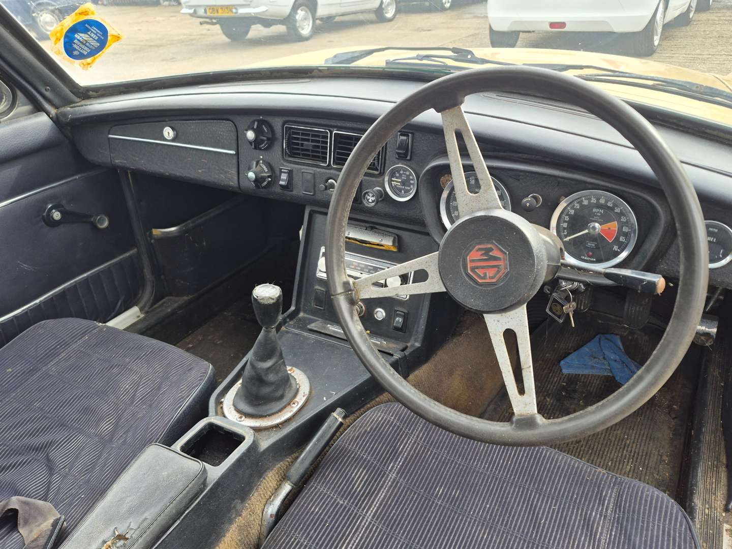 <p>1973 MG B GT - ONE REGISTERED OWNER</p>