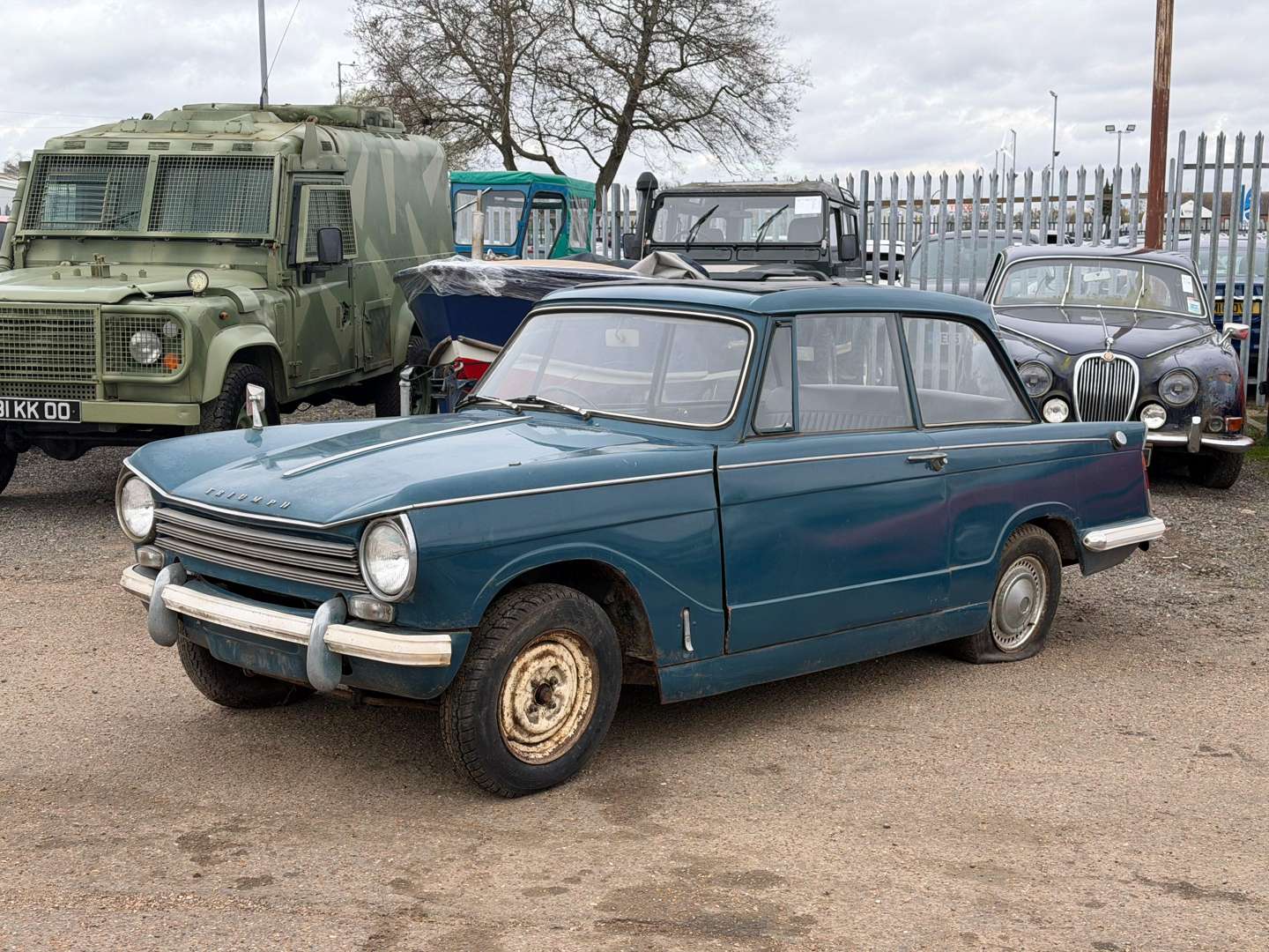 <p>1968 TRIUMPH HERALD SALOON</p>