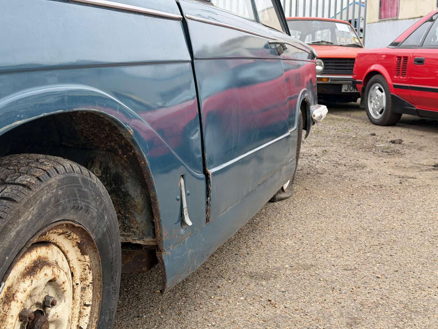 <p>1968 TRIUMPH HERALD SALOON</p>