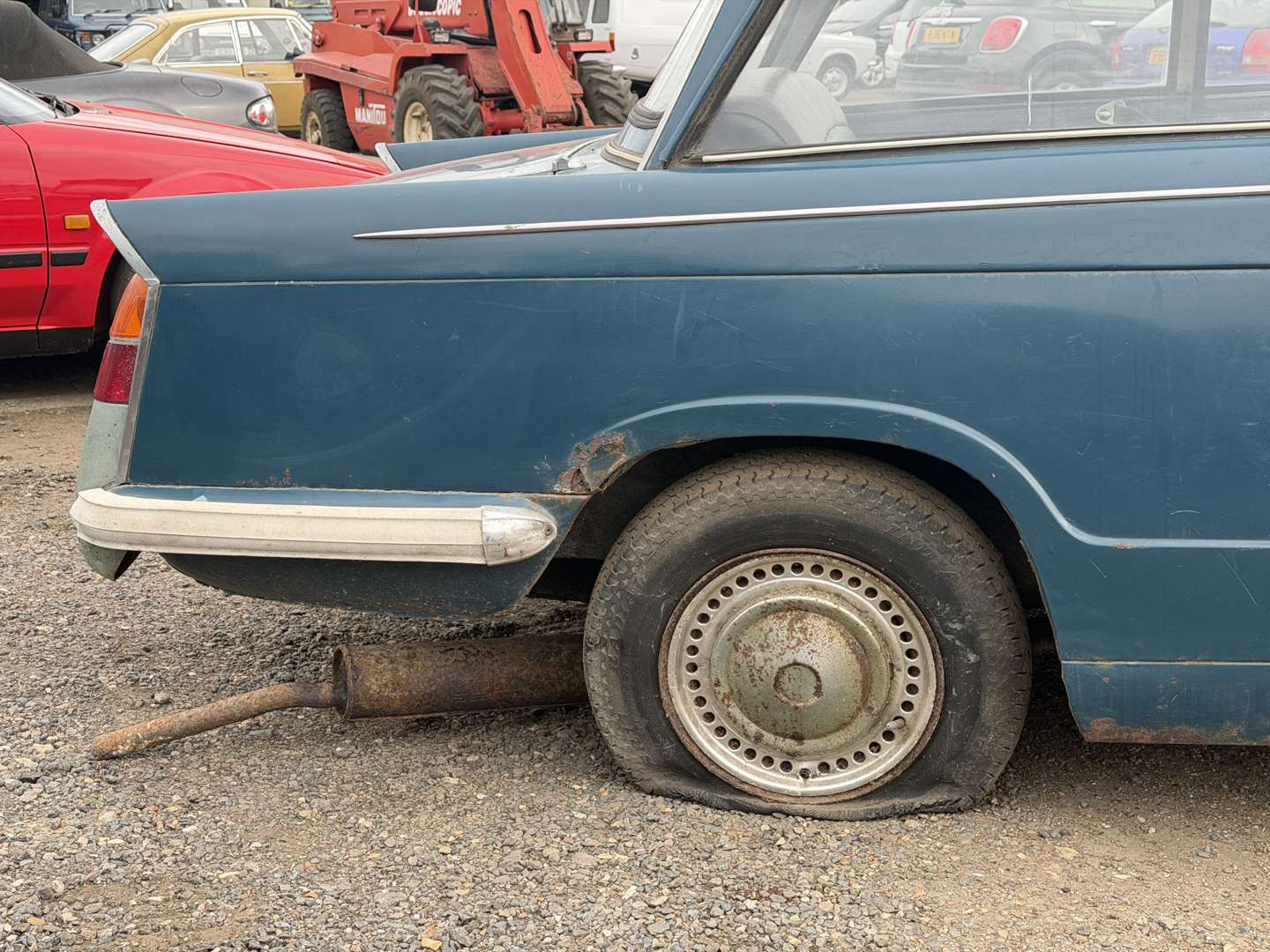<p>1968 TRIUMPH HERALD SALOON</p>