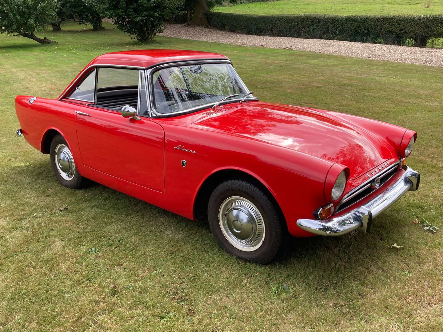 <p>1964 SUNBEAM ALPINE MKIV GT</p>