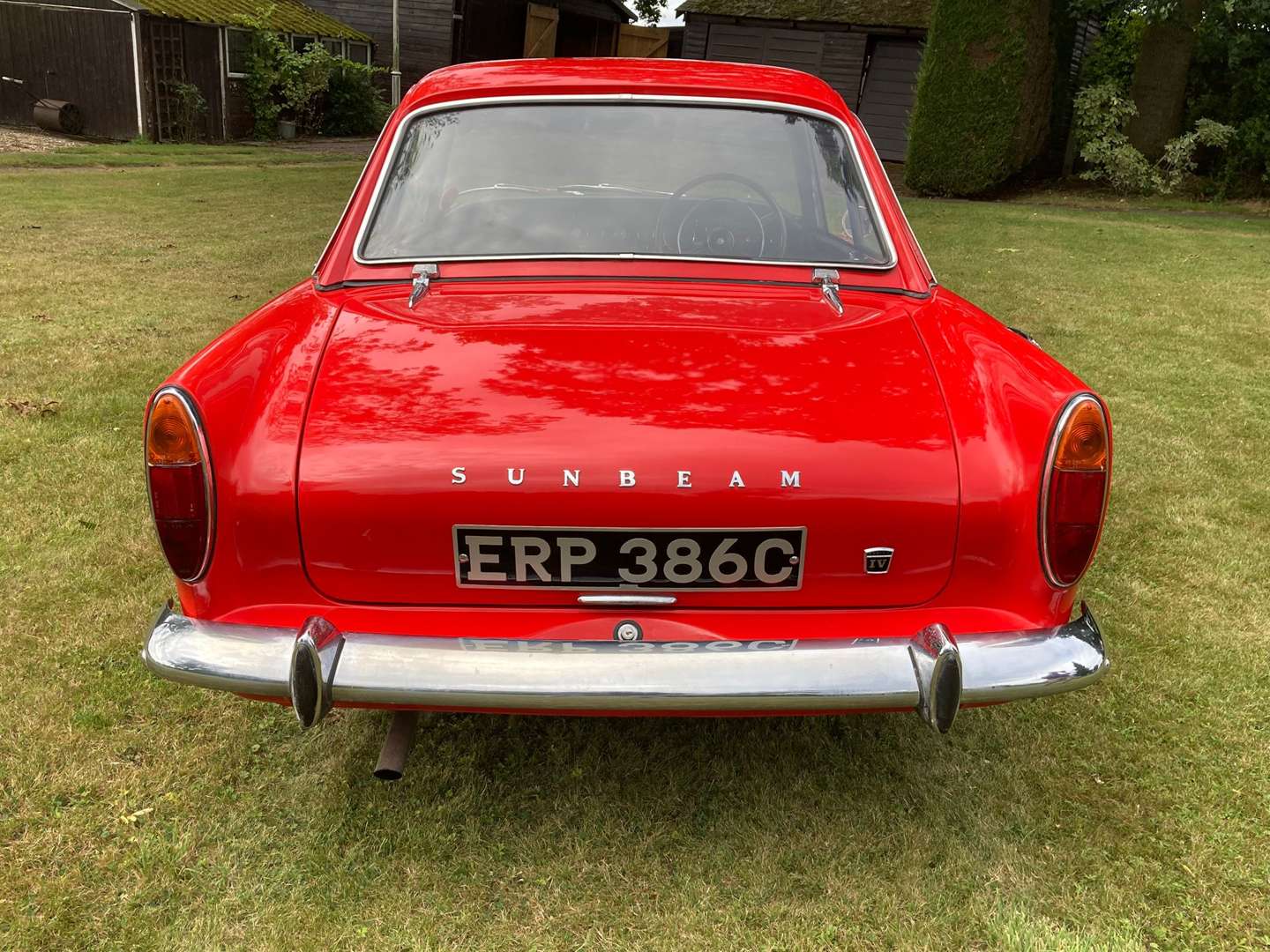 <p>1964 SUNBEAM ALPINE MKIV GT</p>