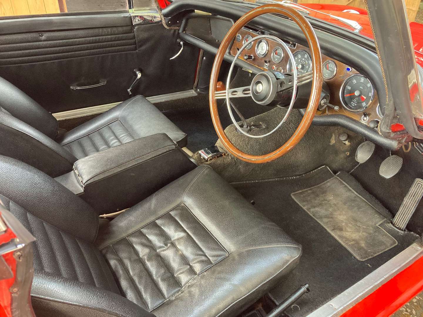 <p>1964 SUNBEAM ALPINE MKIV GT</p>