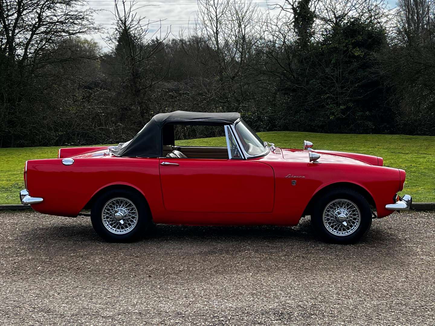 <p>1964 SUNBEAM ALPINE MKIV GT</p>