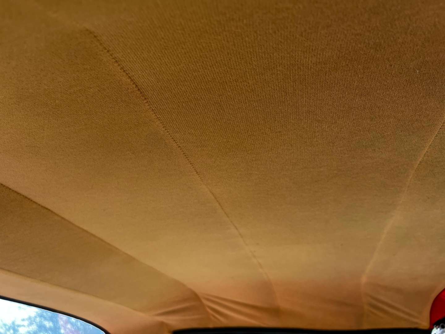 <p>1964 SUNBEAM ALPINE MKIV GT</p>