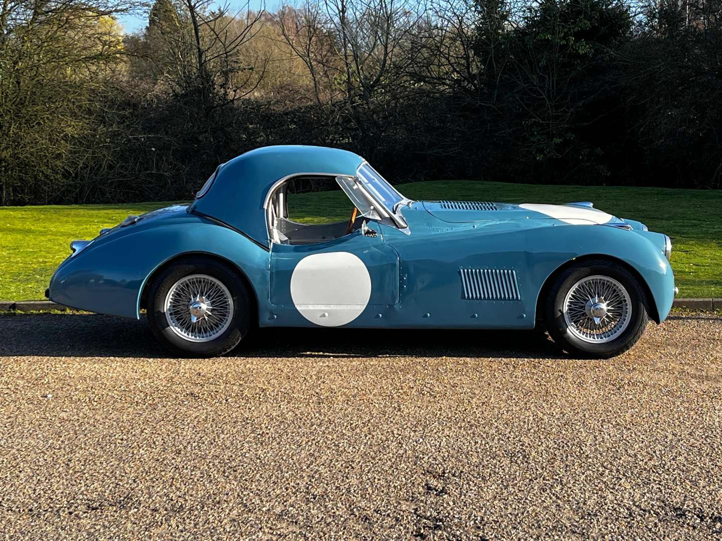 <p>1959 JAGUAR XK150 FHC</p>